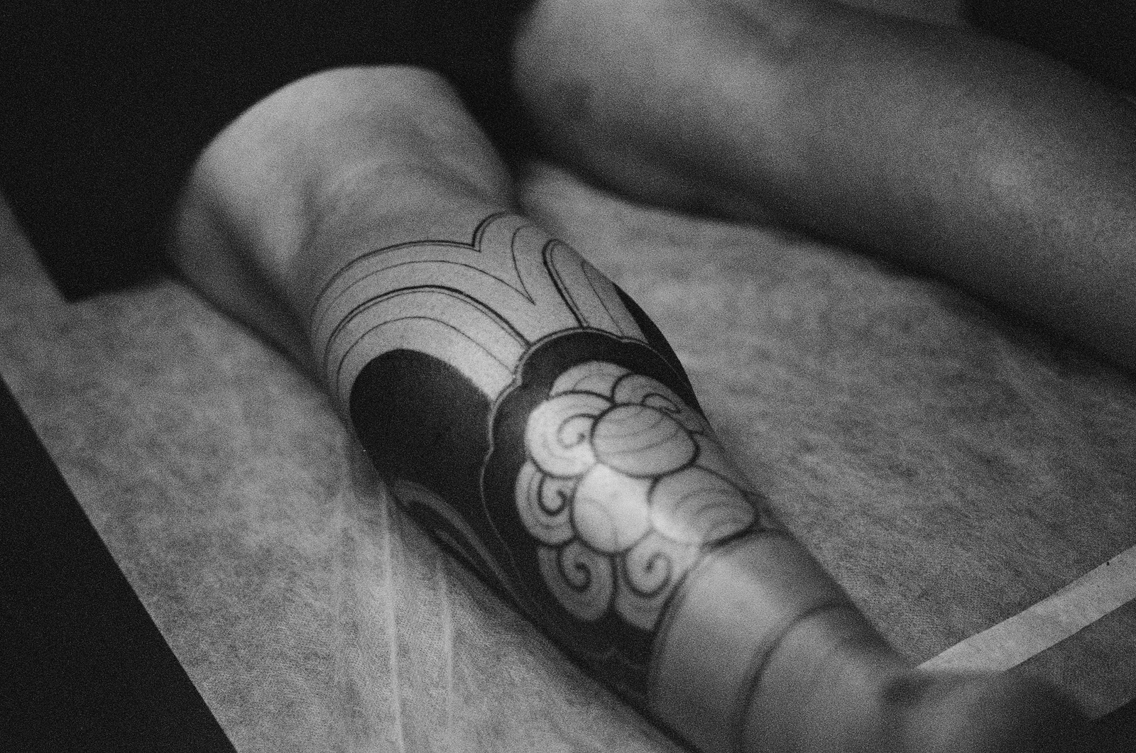 Dancheong — calf, black & grey — 2025, Image 2